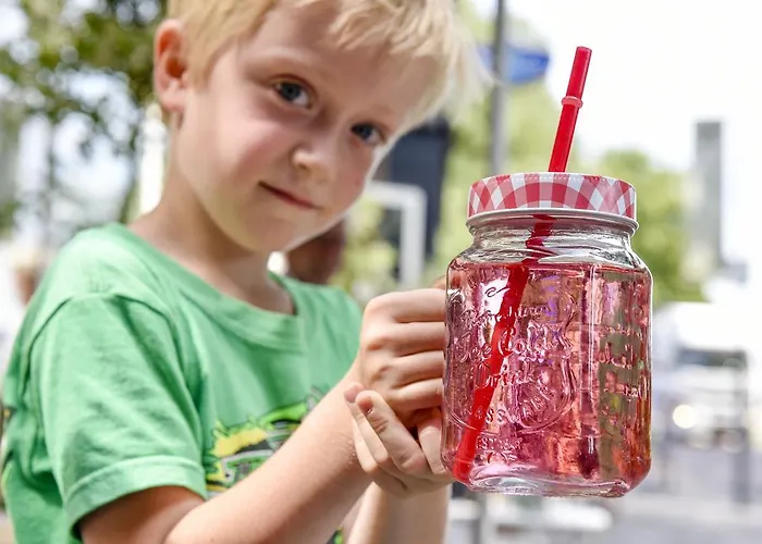 Hotel Restaurant In D'ouwe Peel